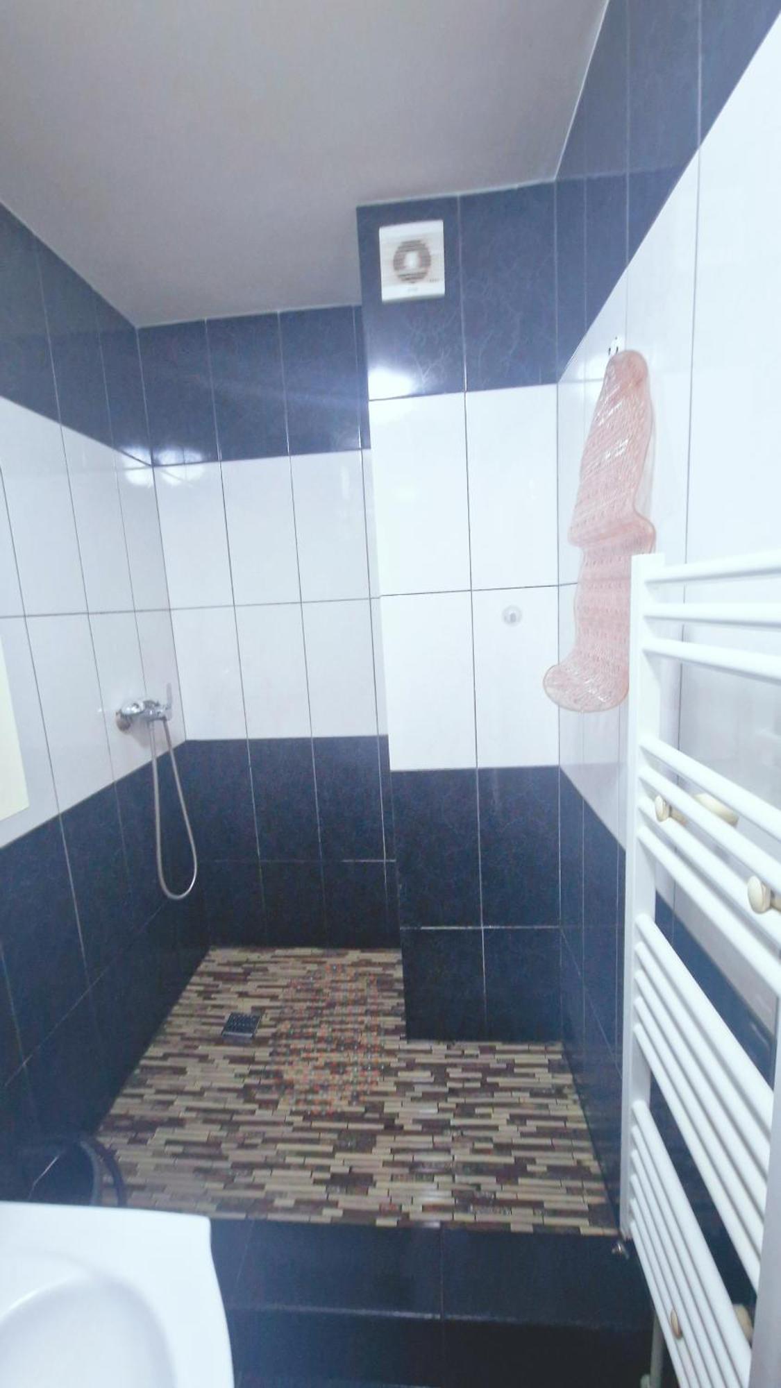 Apartament Vintage Galaţi Exteriör bild